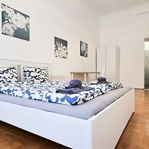 Standaard Appartement met Twee Slaapkamers
